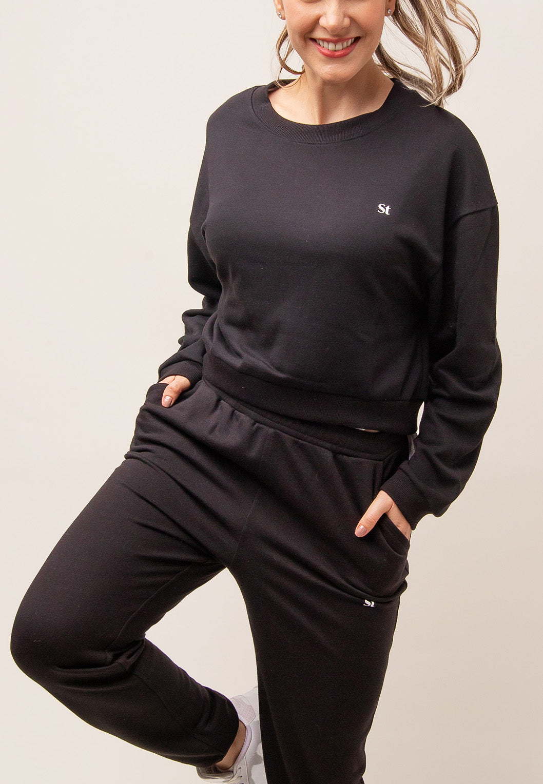 Stylish Pullover Sweatshirt